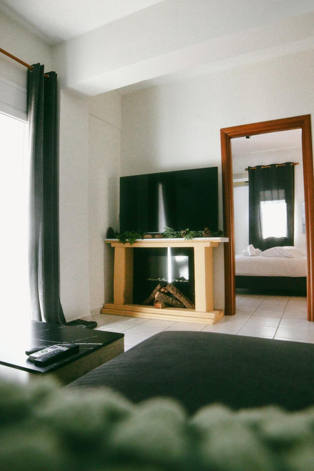 Gk Suites-Constantin View , Auto Check-In 24H Larissa Ngoại thất bức ảnh